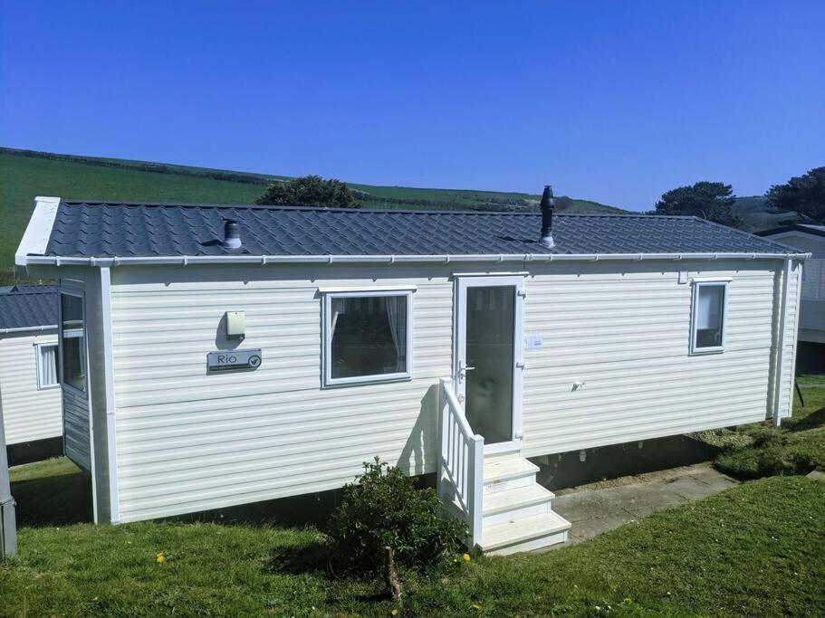 Large 4 Person Couples And Family Caravan In Newquay Bay Resort ภายนอก รูปภาพ