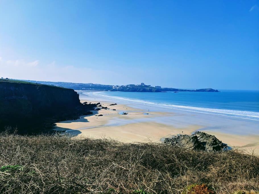 Large 4 Person Couples And Family Caravan In Newquay Bay Resort ภายนอก รูปภาพ